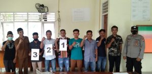 Disaksikan Tokoh Adat Dan Masyarakat 3 Cakades Talang Sakti Pilih Nomor Urut